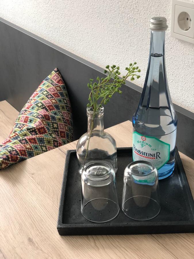Weinhaus Fries Hotel Kattenes Buitenkant foto
